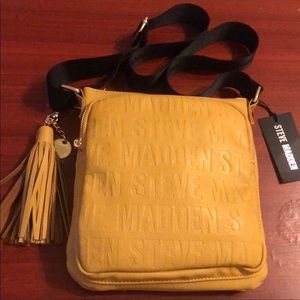 Steve Madden mustard crossbody